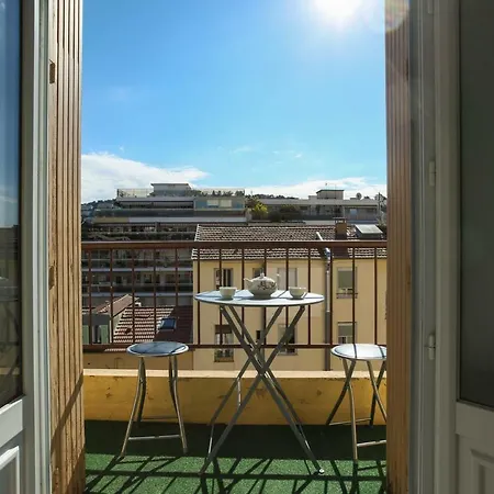 Apartment Chic Centre Au Calme Vue Colline
