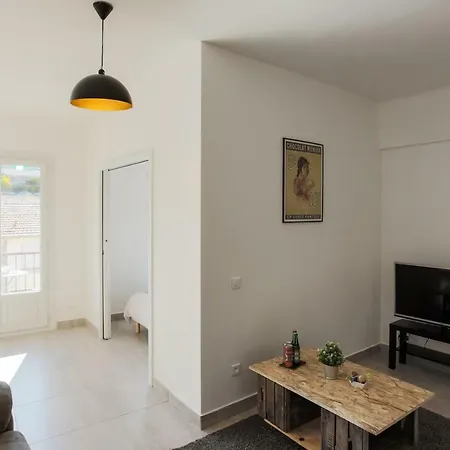 Chic Centre Au Calme Vue Colline Apartment *