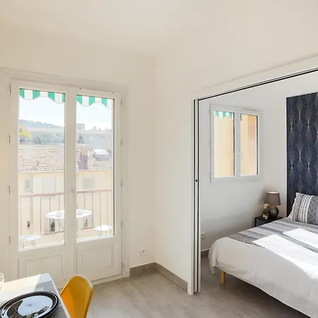 Chic Centre Au Calme Vue Colline Apartment